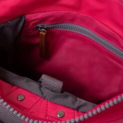 Mochila Roka London Bantry B Pequeña Sostenible Nylon Rosa (Raspberry) -Almacenamiento De Viaje 24910