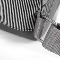 Mochila Roka London Bantry B Pequeña Sost. Canvas Gris Rayas Mono Stripe -Almacenamiento De Viaje 28168