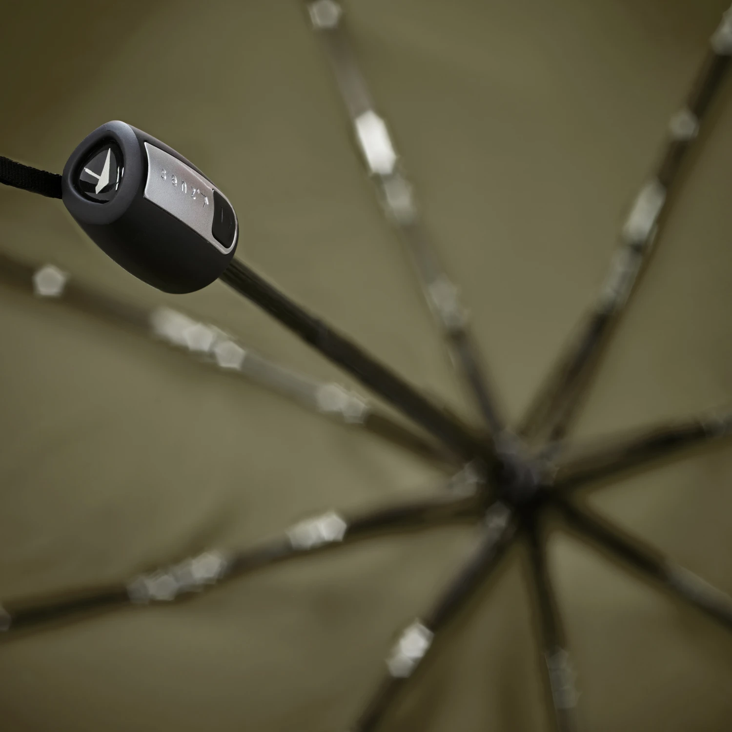 Paraguas Plegable Mini Automatico SENZ Verde Oliva (Olive Branche) 6 Paraguas Plegable Mini Automatico SENZ Verde Oliva (Olive Branche) - Imagen 4