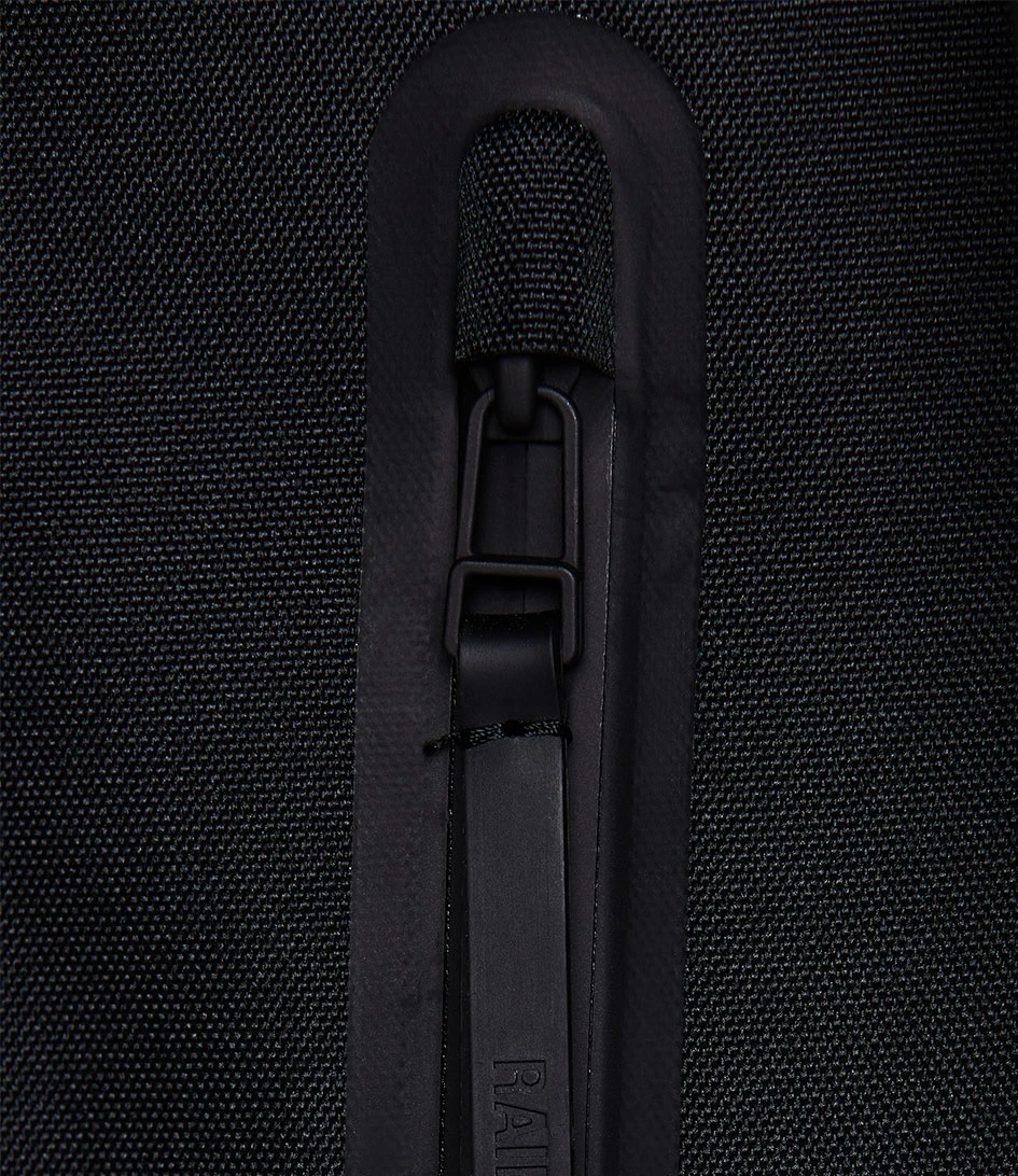 Mochila Rains Micro Verde (Evergreen) 5 Mochila Rains Micro Verde (Evergreen) - Imagen 3