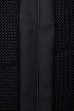 Mochila Rains Trail Mini Negro -Almacenamiento De Viaje 30395