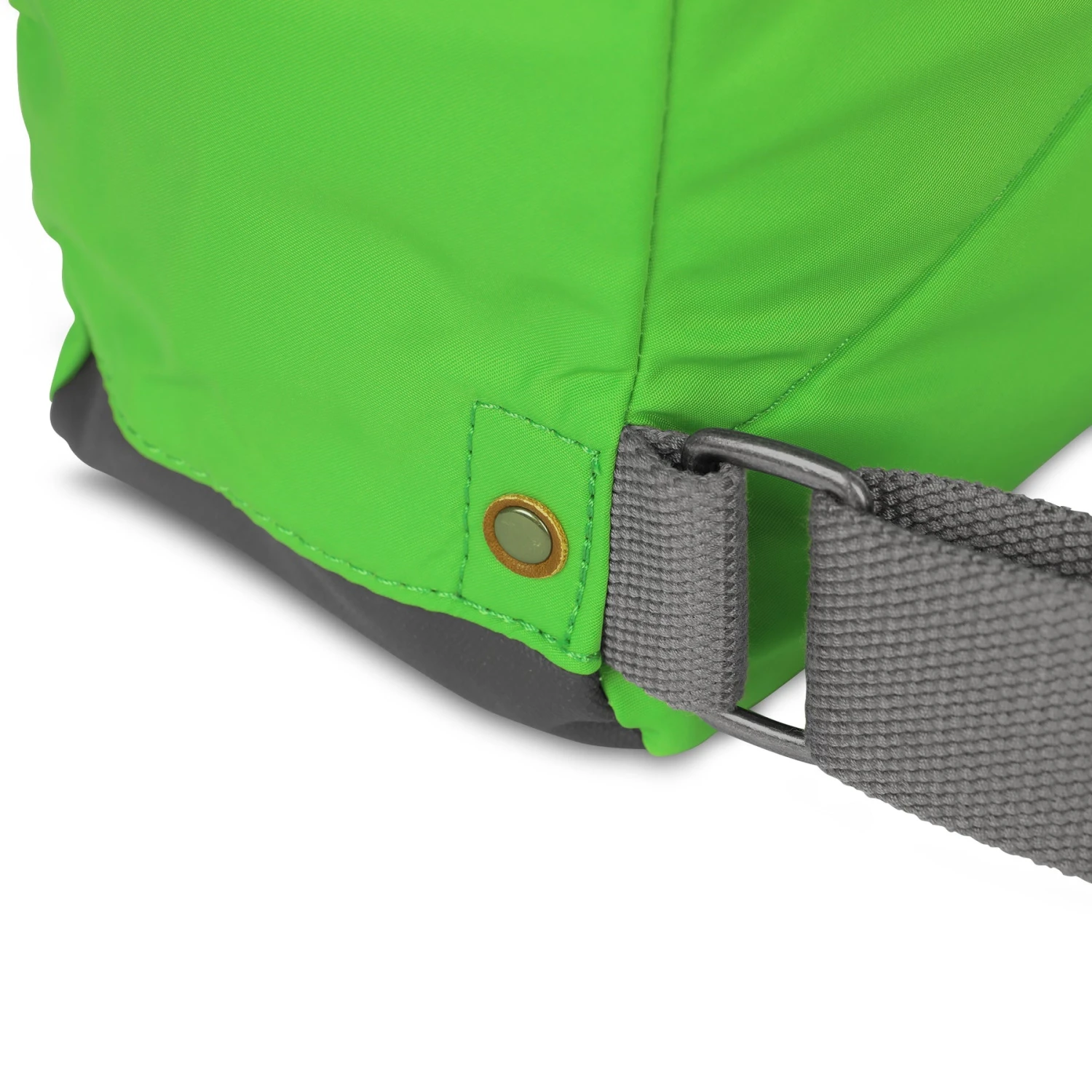 Mochila Roka London Bantry B Pequeña Sostenible Nylon Verde (Kelly Green) 8 Mochila Roka London Bantry B Pequeña Sostenible Nylon Verde (Kelly Green) - Imagen 6